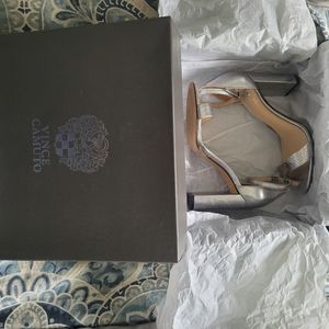 Silver Vince Camito heels worn 1x sz 6